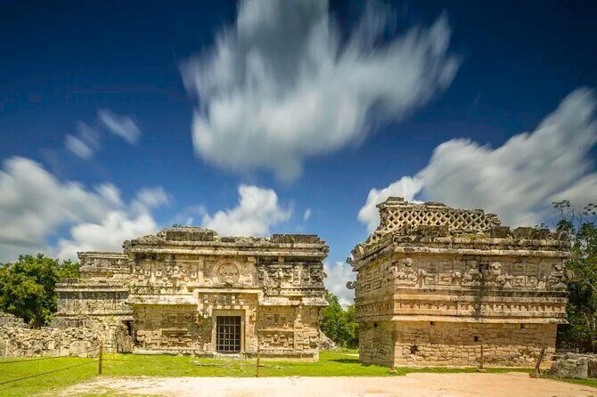 (4x1)Chichén Itzá, Cenote Saamal, Kaua e Valladolid da Playa Del Carmen e Tulum - Valladolid’s Historic Squares and Free Time to Shop