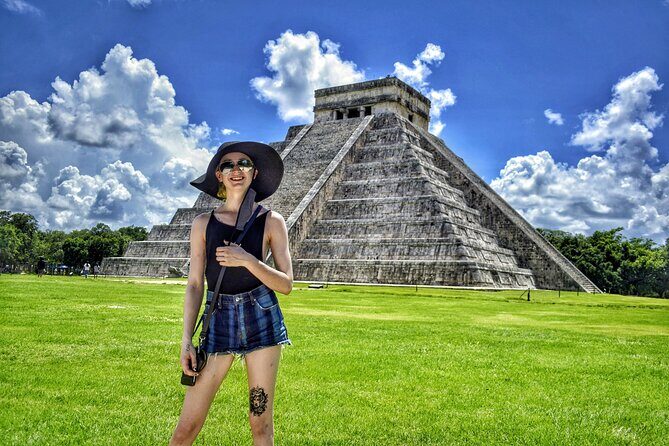 Chichen-itza & Cenote Private Tour - Lunch at the Hacienda: buffet comfort with choices