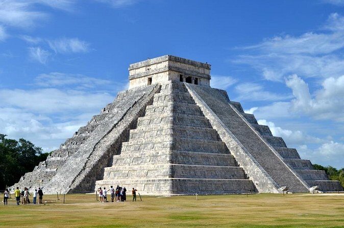Chichen Itza - Cenote - Valladolid - Timing and the Midday Heat Factor