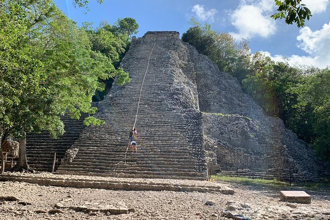 Coba Ruins and Punta Laguna Monkey Reserve Day Tour from Tulum - Lunch and souvenirs: when the day gives you a breather