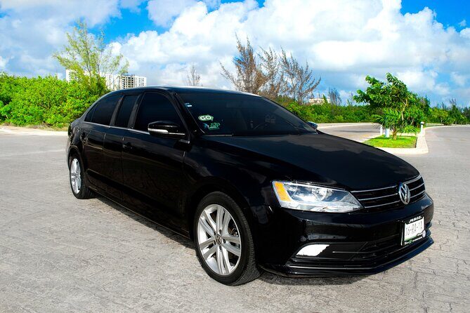 Departures in Luxury Sedan from Tulum to Cancun Airport - Key highlights at a glance