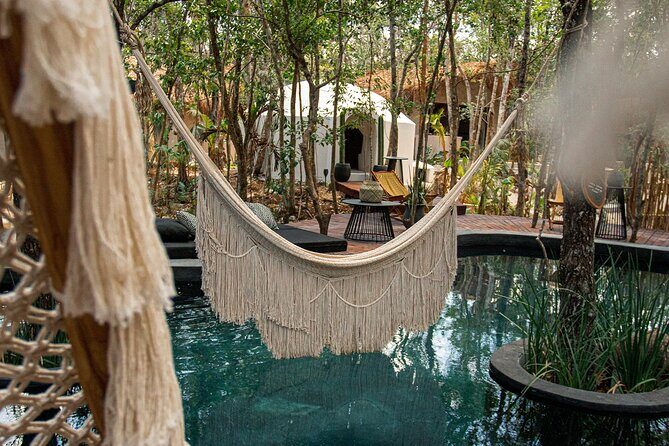 Floating breakfast in The Yellow Nest (near Dos Ojos cenote) - Temazcal in the evening: guided meditation with volcanic rocks