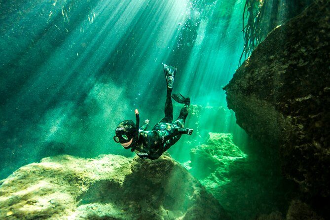 Freediving Intro for Beginners in a Cenote in Tulum Mexico - Casa Cenote and the 7-meter limit: what makes it beginner-friendly