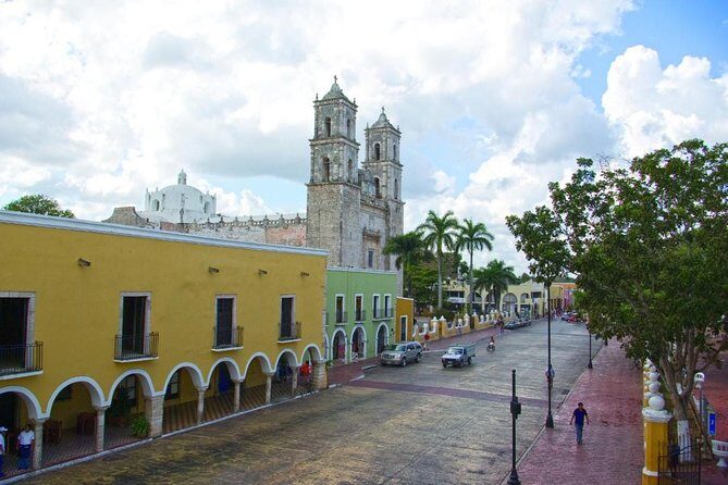 Full-day Tour of Chichen Itza, Cenote & Valladolid City - Chichen Itza: the 45-minute guide + 1 hour of freedom