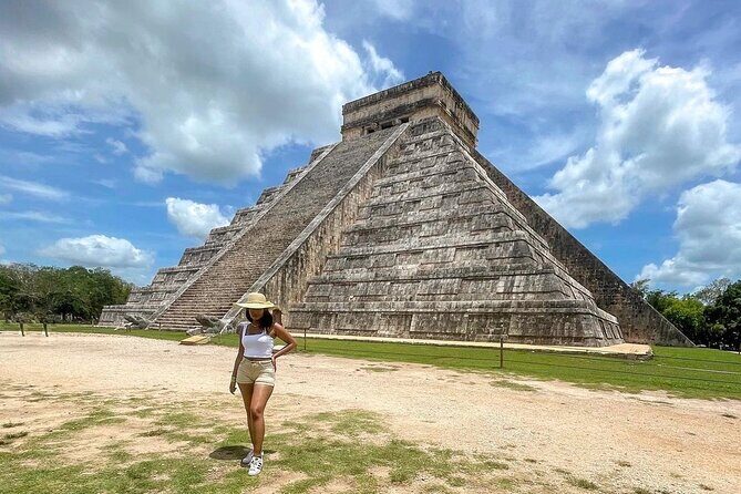 Guided Day Tour to Chichén Itzá, Cenote Swim and Valladolid - Pickup and bus comfort: how the morning loading process works