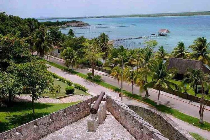 Lovely Bacalar - Lunch, water, and what your $149 actually buys