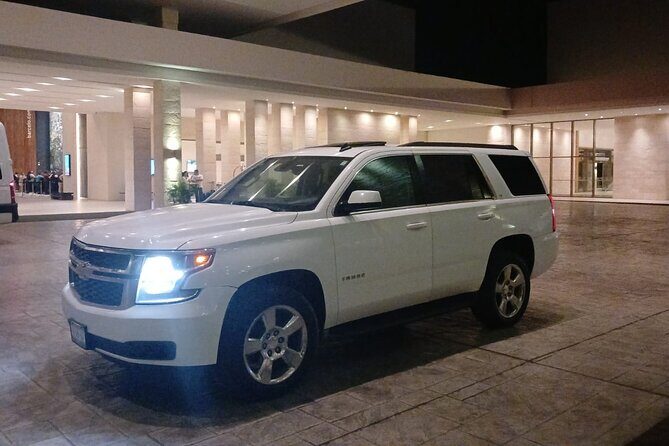 Luxury one way transfer to Tulum from Tulum airport - Your ride: air-conditioned comfort plus WiFi, not just a car