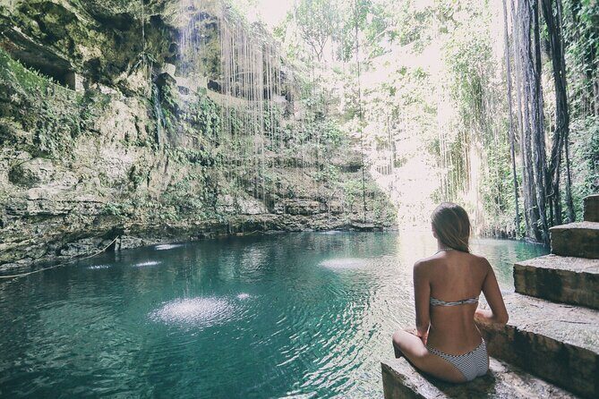 Luxury Tour to Chichen Itza and 2 Cenote - From Tulum - Chichén Itzá: guided history plus your camera window