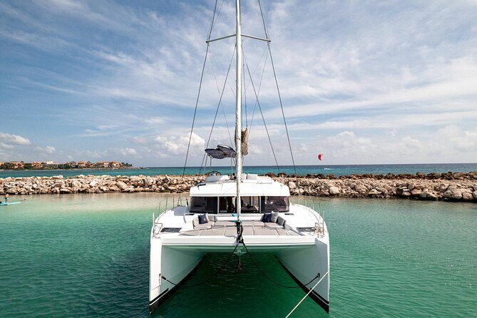 Private 40' Bali Catamaran – Drinks & Food Included - Where this fits best: birthdays, friend groups, and end-of-trip wins