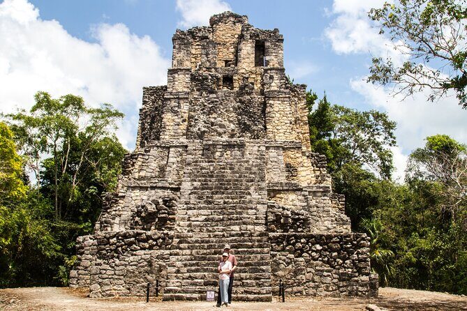 Private tour of Tulum Archaeological Site & Sian Ka'an Muyil - The taco break in Tulum: short, timed, and useful