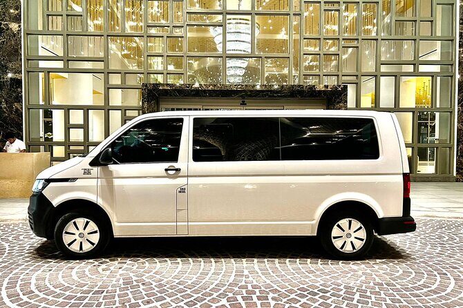 Private Transfer from Tulum to Cancun Airport – Safe & Comfortable - What the car experience is really like: clean, A/C, and helpful drivers