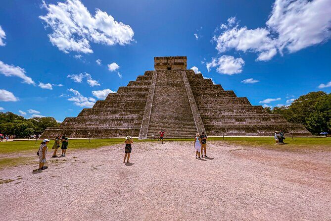 Private World Wonder Discovery Tour in Chichen Itza, Cenote and Valladolid - Should You Book This Private Chichen Itza, Cenote, and Valladolid Day Trip?