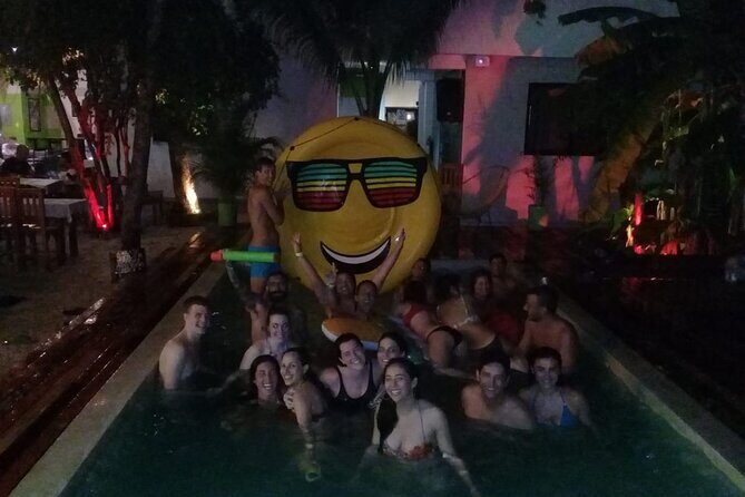 Social Pubcrawl Barcrawl Tulum - Stop 3: Santino Bar, the three-story club and rooftop moment