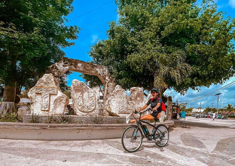 Tulum: Guided Bike Tour of Tulum Ruins, Tacos & Cenote - The Taqueria Stop: Lunch That Feels Like Tulum, Not a Buffet