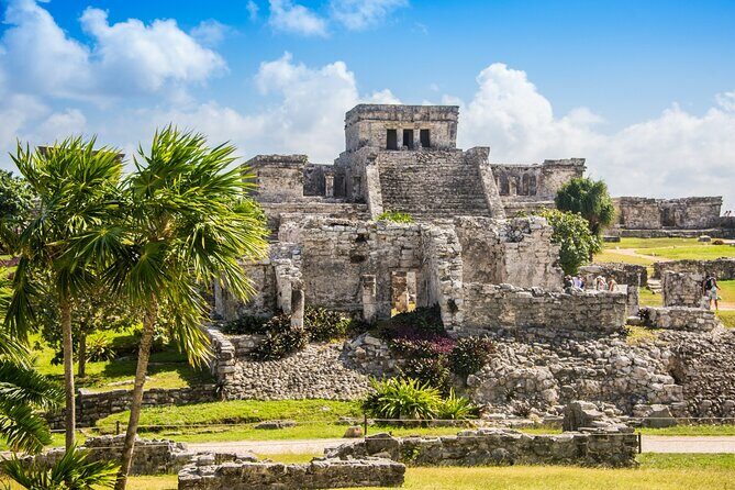 Tulum Mayan Ruins GPS Self-Guided Walking Audio Tour - Stop 2: Casa Cenote