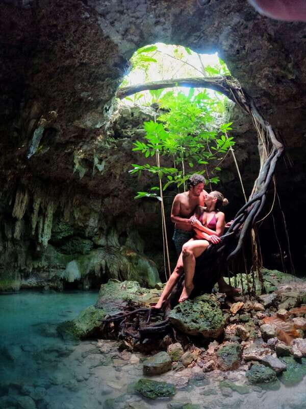 Tulum: Private Tour 2 Cenotes Sac Actun, the longest underground river in the world - Lunch and local tastings: Mexican and Mayan gastronomy