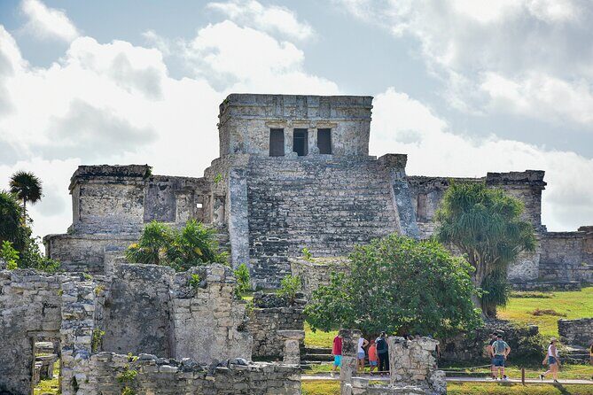 Tulum Ruins, Turtles in Akumal and Cenote tour - Stop 2: Akumal Turtle Bay snorkeling with real rules